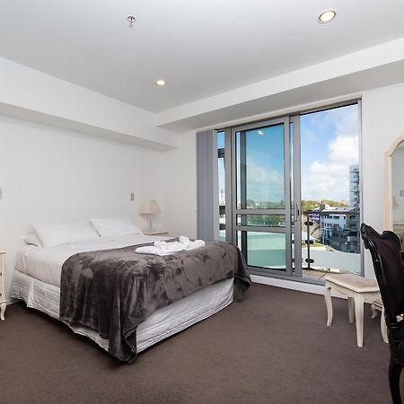 Beautiful Central Home With Balcony Auckland City Exterior photo