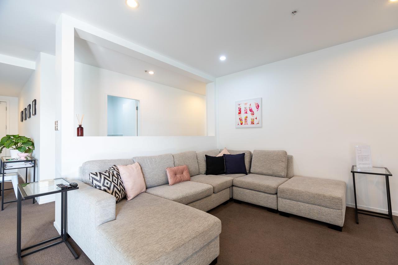 Beautiful Central Home With Balcony Auckland City Exterior photo