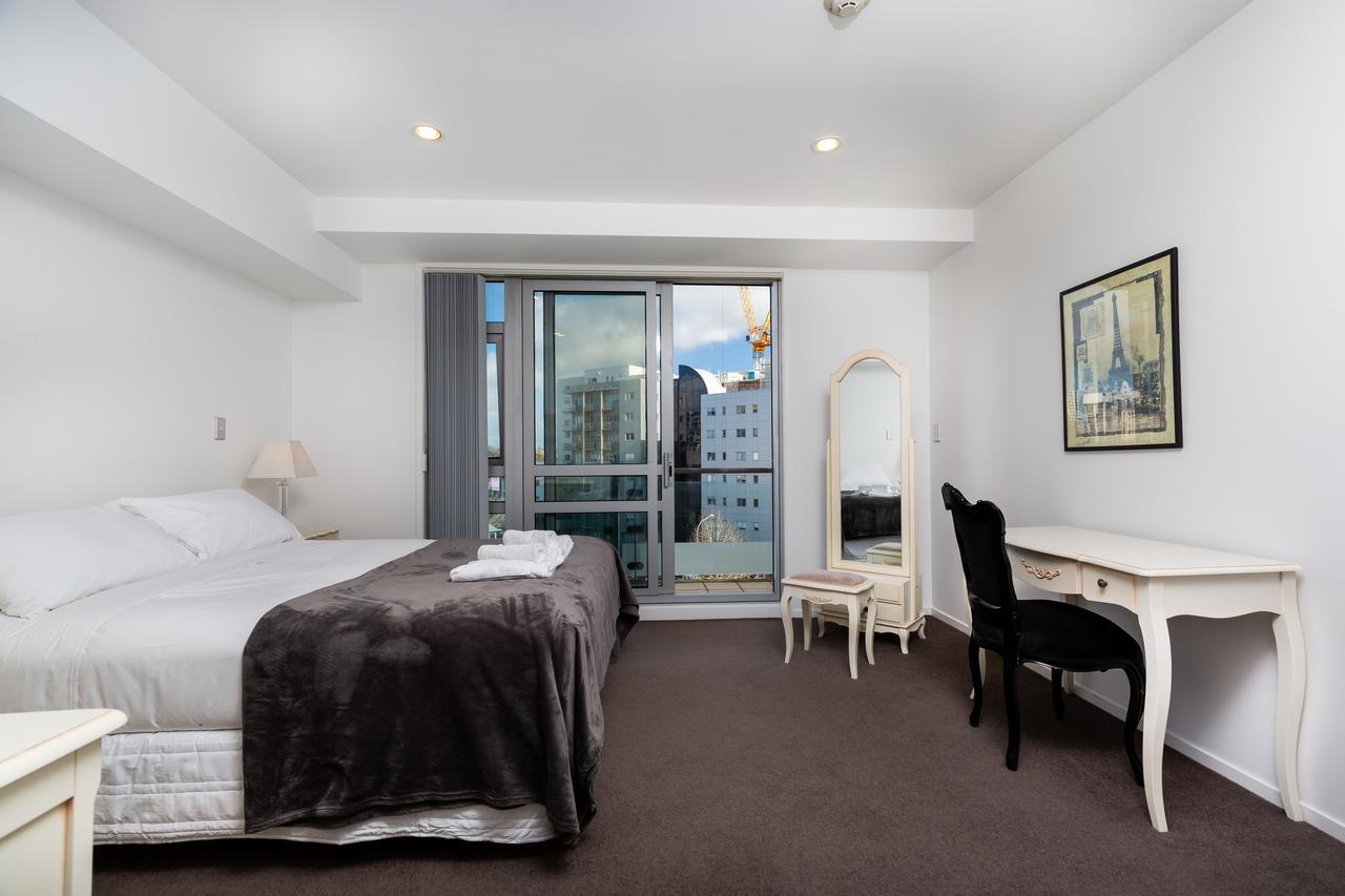 Beautiful Central Home With Balcony Auckland City Exterior photo